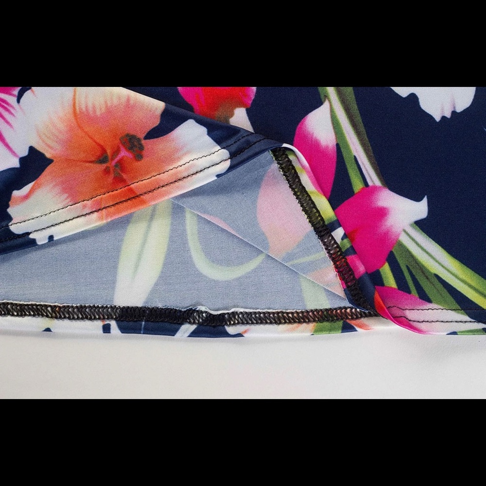 Floral Printed Off-the-Shoulder Bodycon Maxi Dress. - Picture 8 of 9